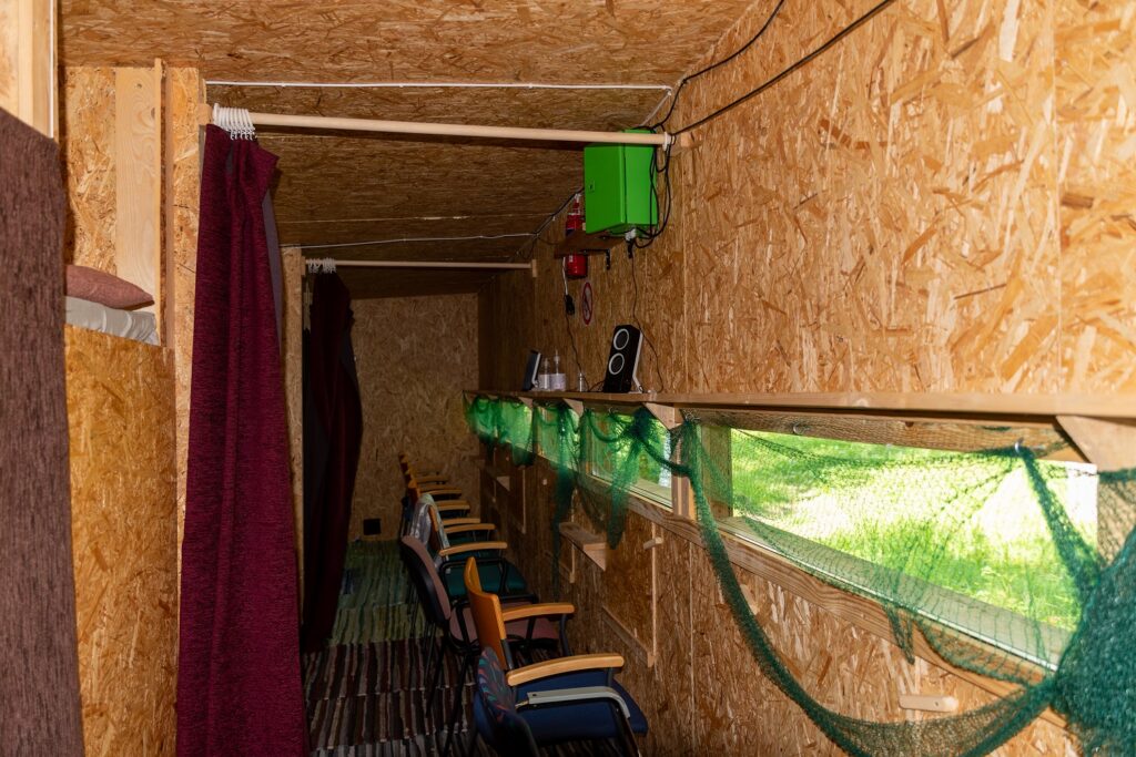 bear watching hide estonia alutaguse interior view