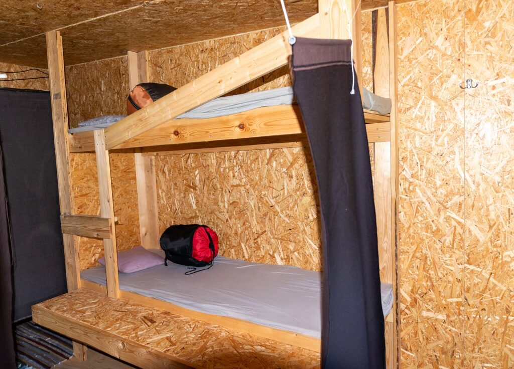 bear watching hide interior view bunk bed