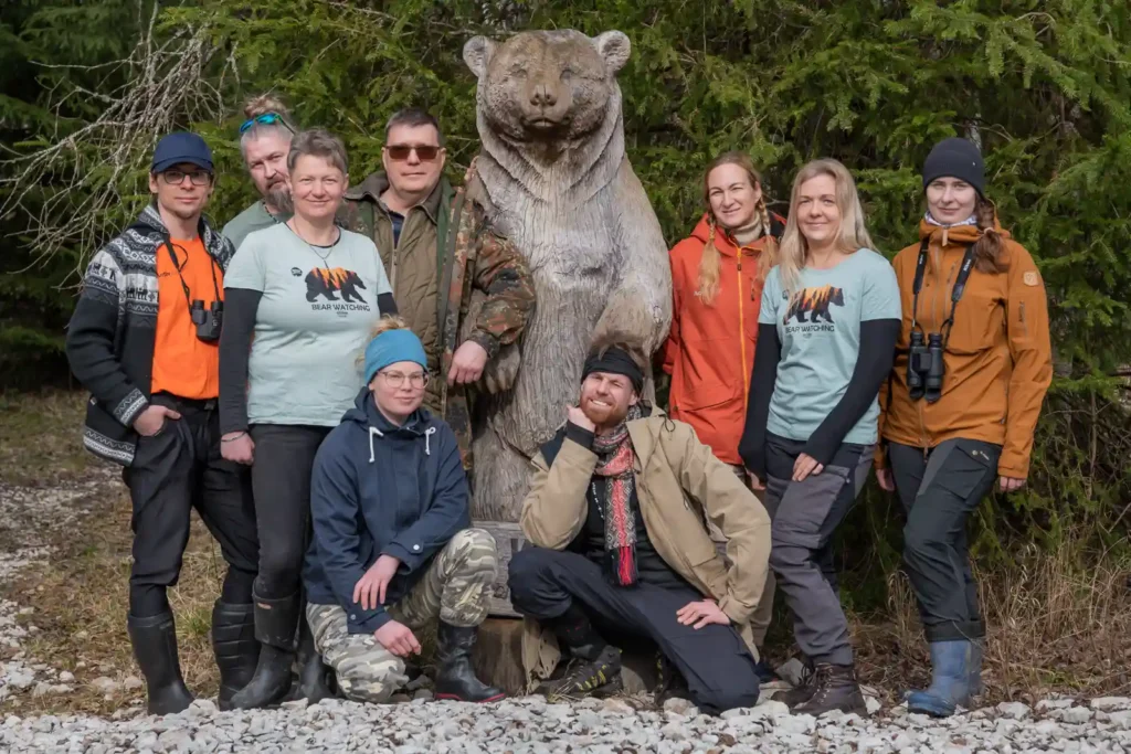 activest tour guides