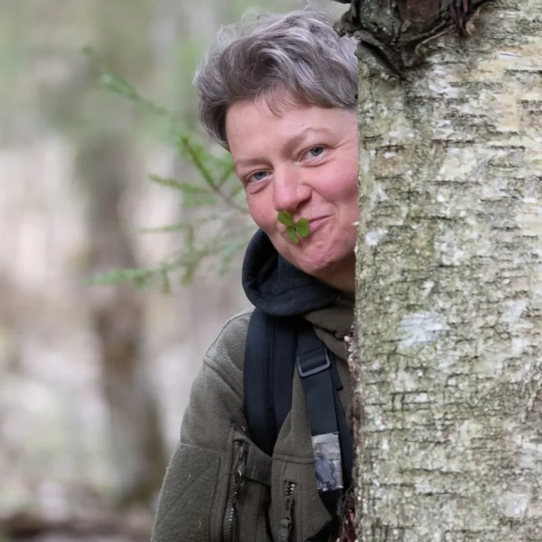 jane rebane activest tourguide