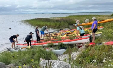 Kanutour für Familien in Estland und Lettland durch unberührte Natur und ruhige Gewässer