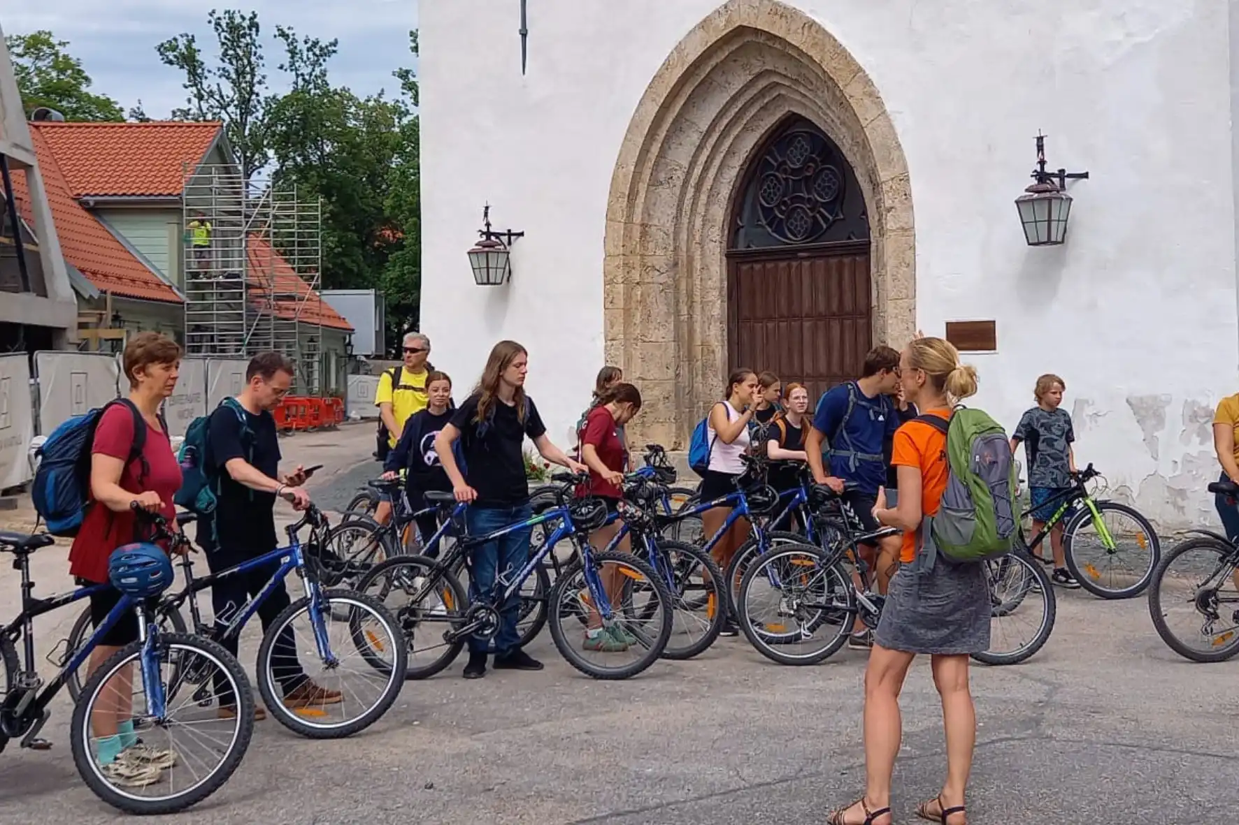 Familien-Fahrradtour durch die Natur in Estland und Lettland mit abwechslungsreichen Landschaften