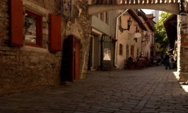 tallinn old town cobblestone street medieval architecture estonia